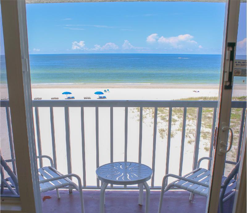 Barefoot Beach Club St. Pete Beach Luaran gambar